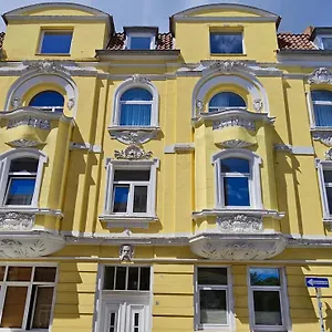 Charmante Und Moderne Altbauwohnung Hannover